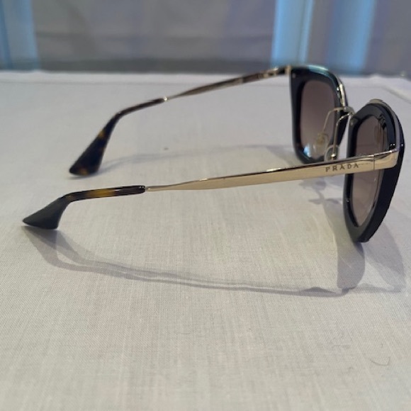 Prada PR53SS Sunglasses - Picture 5 of 9